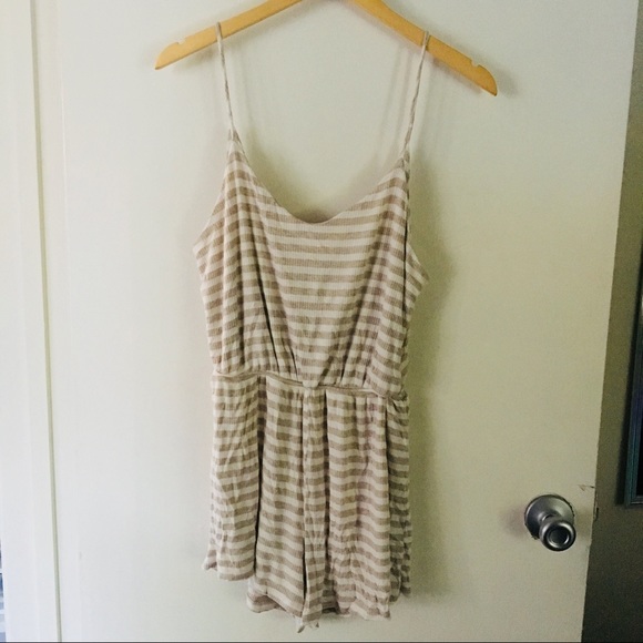 Glow Passion tan and white striped romper size S - Picture 3 of 8